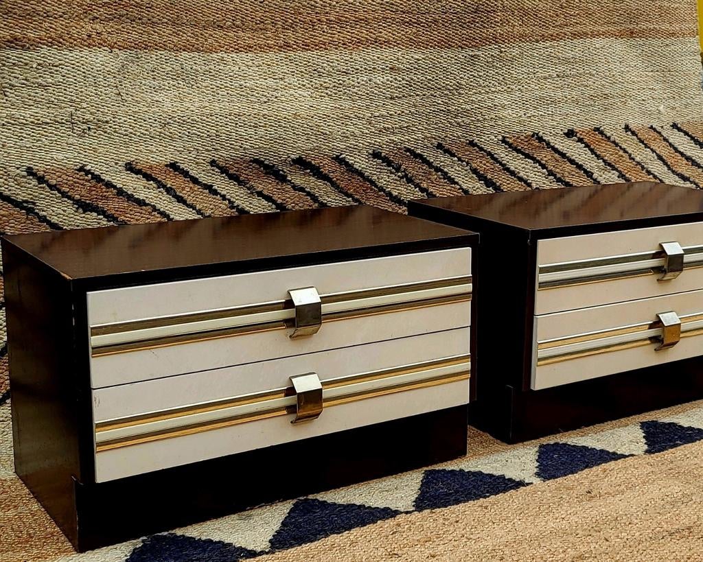 Mid century/Jaren 70/Nachtkastje/Kastje, Ophalen