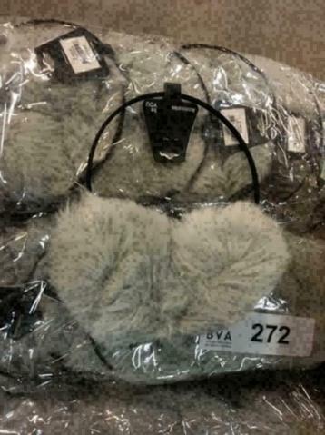 Oorverwarmers Be You partij 120 stuks Pandjeshuis beschikbaar voor biedingen