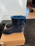 Uggs, Ophalen of Verzenden, Zo goed als nieuw, Zwart