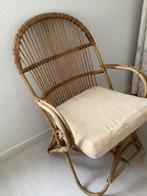 Retro rotan stoel, Huis en Inrichting, Stoelen, Ophalen of Verzenden, Gebruikt, Bruin, Eén