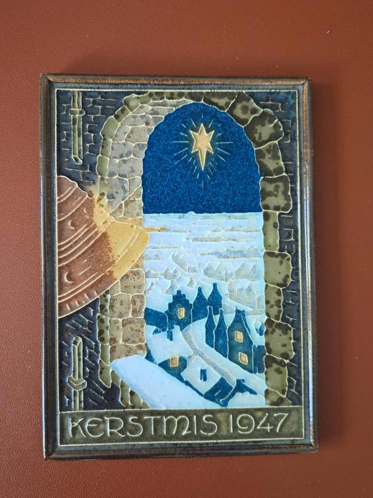 Cloisonne Kersttegel 1947 Porceleyne Fles, Antiek en Kunst, Antiek | Wandborden en Tegels, Ophalen of Verzenden