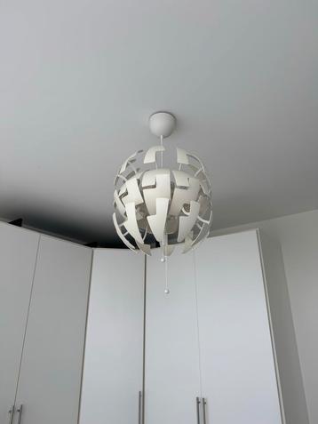 2 IKEA Melodi Plafondlampen beschikbaar voor biedingen