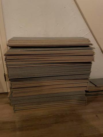 Klik  laminaat beton grijs 8 mm dikte beschikbaar voor biedingen