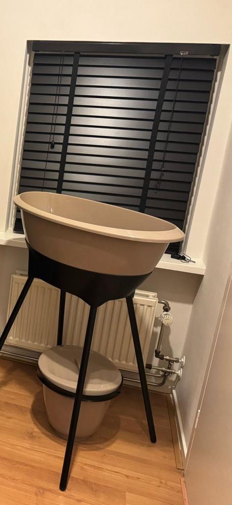 FENSTR JALOEZIEN ZWART 50mm, Huis en Inrichting, Stoffering | Gordijnen en Lamellen, Zo goed als nieuw, Minder dan 100 cm, 50 tot 100 cm