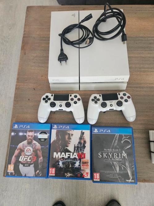 Witte playstation 4, Spelcomputers en Games, Spelcomputers | Sony PlayStation 4, Zo goed als nieuw, Original, Met 2 controllers