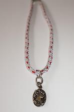 Kumihimo ketting in rood en zilver met een camee, Nieuw, Ophalen of Verzenden, Rood, Overige materialen