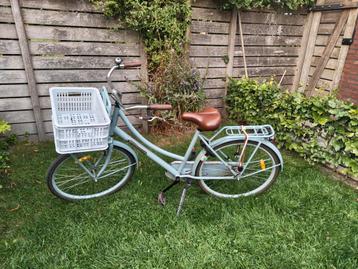 Popal Meisjesfiets met Krat beschikbaar voor biedingen