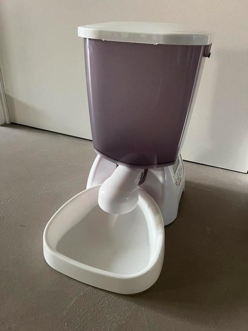 Cat Mate Voerautomaat C3000 kat hond 3kg, Dieren en Toebehoren, Kattenvoerbakken en Drinkbakken, Zo goed als nieuw, Ophalen of Verzenden