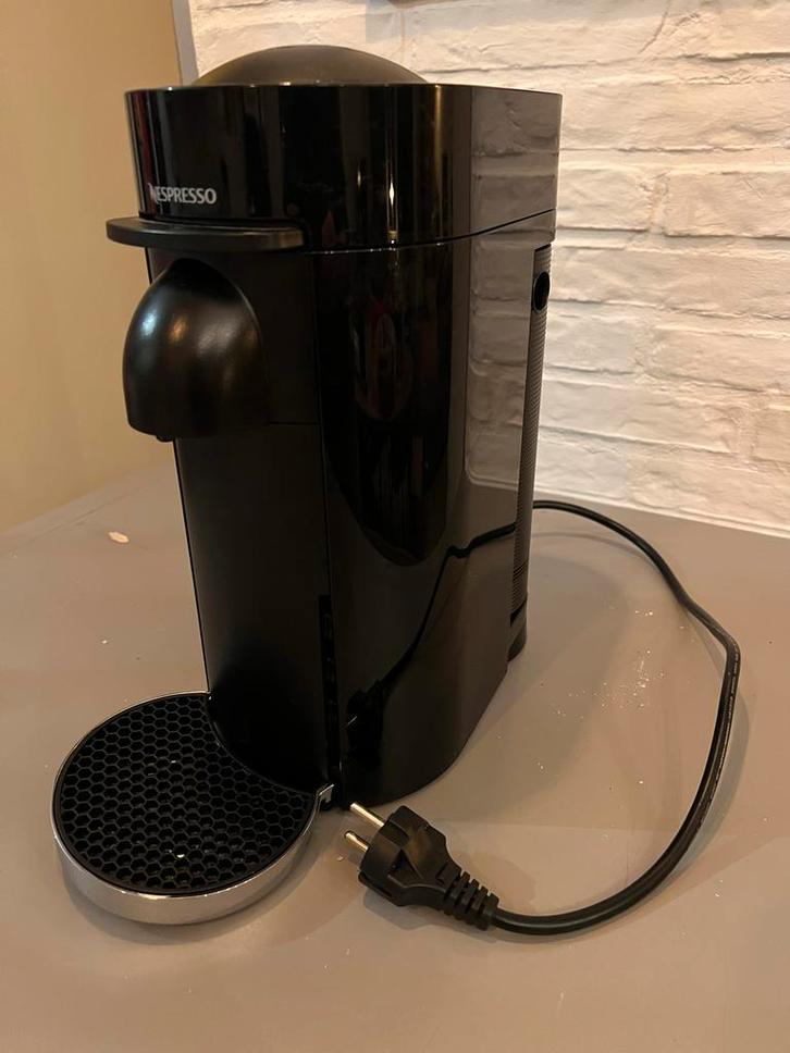 Nespresso Vertuo Cup Machine - Perfecte Koffie!, Witgoed en Apparatuur, Koffiezetapparaten, Zo goed als nieuw, Koffiepads en cups