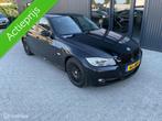 BMW 3-serie 318i Business Line | Aanbieding, 65 €/maand, Zwart, Zwart, Origineel Nederlands
