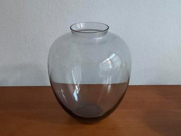 A.D.Copier: grijze vaas 'KN2071' h. 195 mm Leerdam ca. 1946 beschikbaar voor biedingen