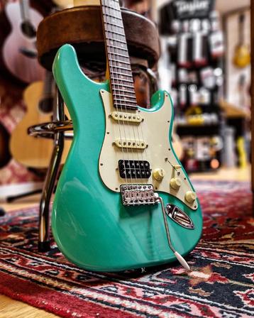Suhr Classic S Vintage Limited Edition HSS Rosewood Seafoam  beschikbaar voor biedingen