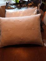 2 kussens met toebehoren, nieuw alleen ophalen, Ophalen of Verzenden, Zo goed als nieuw, Vierkant