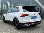 Volkswagen Tiguan 1.5 TSI Urban Sport 150pk Automaat / Camer, Auto's, Zwart, 4 cilinders, 150 pk, Leder en Stof