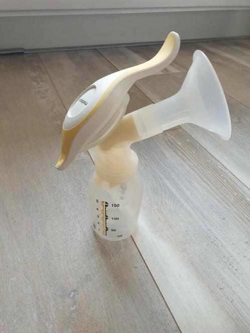 Medela Harmony Pump, borstkolf set, Kinderen en Baby's, Babyvoeding en Toebehoren, Zo goed als nieuw, Borstkolf, Ophalen of Verzenden