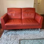 Leolux bank diep rood, Ophalen, Tweepersoons, Zo goed als nieuw, Minder dan 150 cm