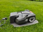 Husqvarna Automower 305 Robotmaaier, Gebruikt, Q, A, Ophalen of Verzenden