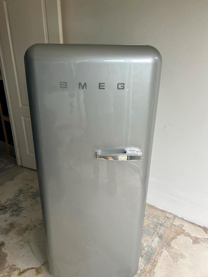Smeg Koelkast - Retro Design, Witgoed en Apparatuur, Koelkasten en IJskasten, Gebruikt, Met vriesvak, 100 tot 150 liter, 140 tot 160 cm
