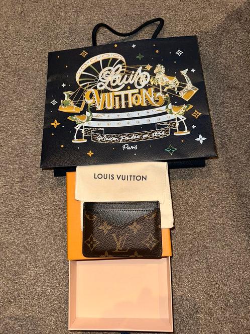 Louis Vuitton kaarthouder, Sieraden, Tassen en Uiterlijk, Portemonnees, Zo goed als nieuw, Overige merken, Bruin, Leer, Ophalen