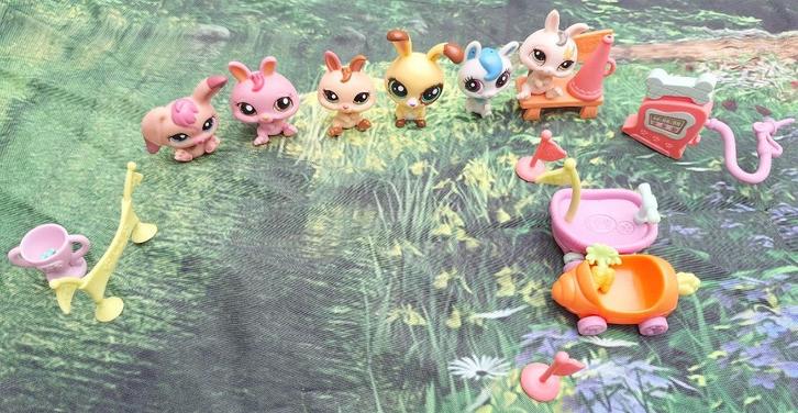 Littlest Pet Shop konijnen + race set met 2 wagentjes (LPS), Verzamelen, Poppetjes en Figuurtjes, Gebruikt, Ophalen of Verzenden