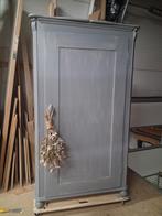 Mooie kast broodkast buffetkast, Huis en Inrichting, Kasten | Overige, Ophalen, Zo goed als nieuw