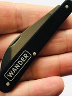 Victorinox Baker's Knife - Folding Curved Serrated WANDER Lo, Caravans en Kamperen, Kampeergereedschap, Zo goed als nieuw