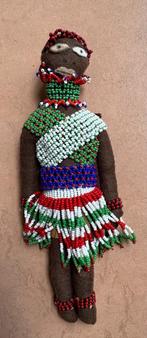 Vintage Zoeloe pop, Zuid-Afrika, vilt en kralen, Antiek en Kunst, Kunst | Niet-Westerse kunst, Ophalen of Verzenden