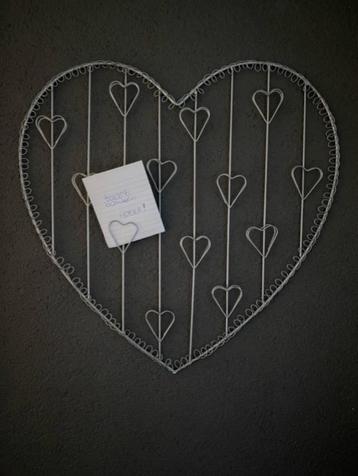 Metalen hart (ook leuk om cadeau te geven) beschikbaar voor biedingen