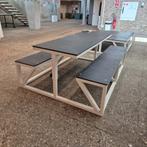 groot podium  24 m2  bv  8x3 meter bestaat uit 8 delen, Ophalen, Nieuw