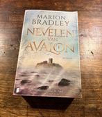 Marion Bradley Nevelen van avalon, Ophalen of Verzenden, Gelezen, Marion Bradley