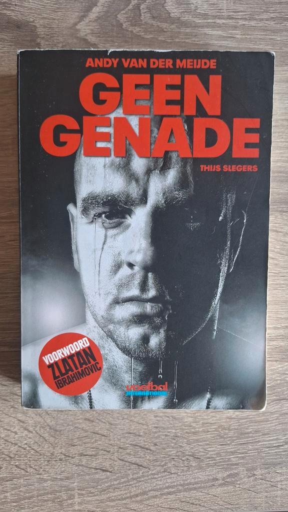 Geen Genade - Andy van der Meijde, Boeken, Biografieën, Zo goed als nieuw, Sport, Ophalen of Verzenden
