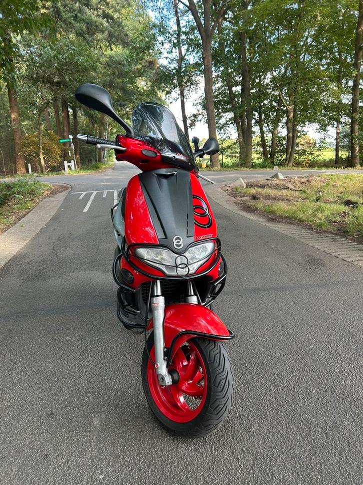 Gilera runner a1, Fietsen en Brommers, Scooters | Piaggio, Zo goed als nieuw, Overige modellen, Tweetakt, Ophalen of Verzenden