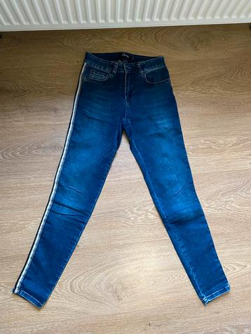 Skinny jeans Zoso maat xs beschikbaar voor biedingen
