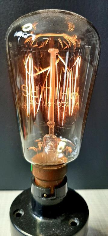 Philips Metaaldraad~gloeilamp 1930. beschikbaar voor biedingen