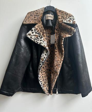 LUMINA vegan leather jas leopard bont gevoerd mt TU beschikbaar voor biedingen