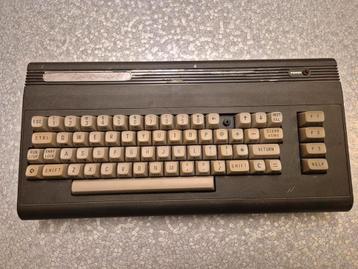 Commodore C16 - Defect, Onderdelen beschikbaar voor biedingen