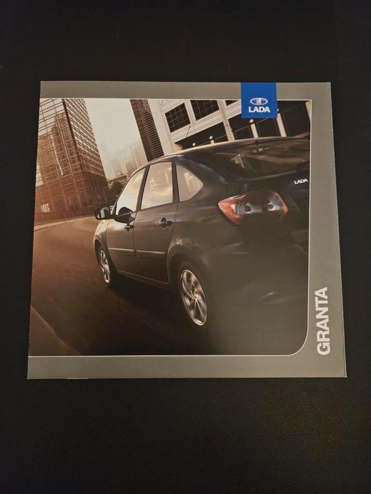 Brochure Lada Granta 2014 Rusland, Boeken, Auto's | Folders en Tijdschriften, Zo goed als nieuw, Overige merken, Ophalen of Verzenden