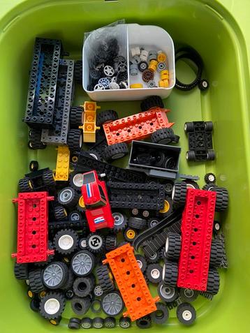 Losse lego auto onderdelen beschikbaar voor biedingen