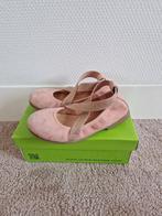 Unisa ballerina roze - maat 29 - als nieuw!!, Schoentjes, Meisje, Unisa, Ophalen of Verzenden