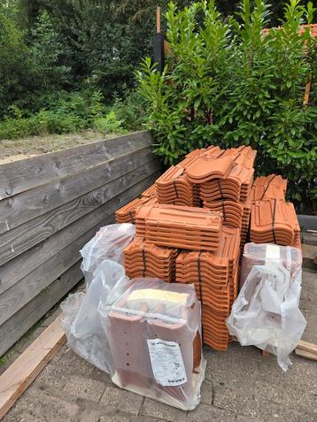 Koramic madura dakpan natuurrood beschikbaar voor biedingen