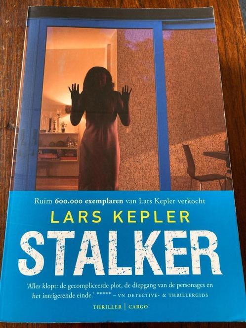 Lars Kepler - Stalker (Joona Linna 5) (9789023496809), Boeken, Thrillers, Gelezen, Nederland, Ophalen of Verzenden