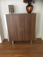 Kast walnoot fineer H 1.35 B 1.27 D 51, Ophalen, Zo goed als nieuw