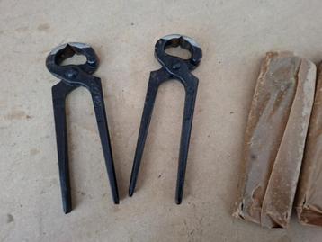 markthandel ruim 350 stuks knijptangen beschikbaar voor biedingen