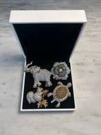 Swarovski broches, Ophalen of Verzenden, Zo goed als nieuw, Figuurtje