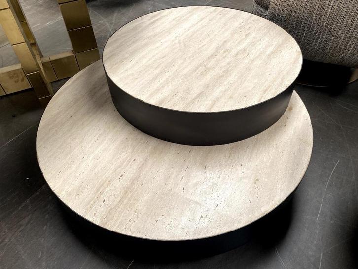 Richmond Interiors salontafel Avalon 2-laags travertin blad, Huis en Inrichting, Tafels | Salontafels, Zo goed als nieuw, Minder dan 50 cm