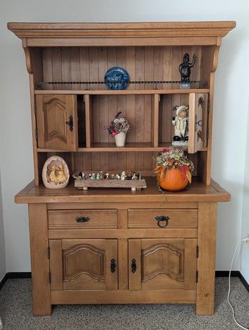 Eiken buffet kast  beschikbaar voor biedingen