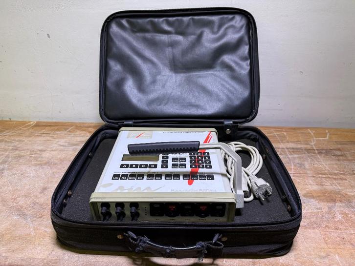 Youcom Reporterset RSD/64 + softcase, Antiek en Kunst, Antiek | Tv's en Audio, Ophalen of Verzenden