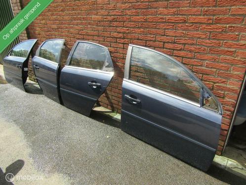 2 x linker Deur opel vectra c gts compleet +- 2003 t/m 2009, Auto-onderdelen, Carrosserie en Plaatwerk, Deur, Opel, Gebruikt, Ophalen of Verzenden