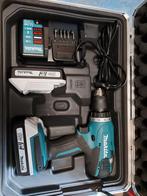 Makita Accuboormachine, Doe-het-zelf en Verbouw, Gereedschap | Boormachines, Ophalen, Zo goed als nieuw, Boor- en Schroefmachine