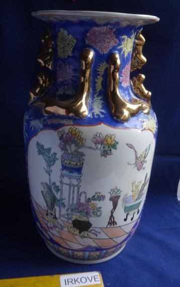 GROTE CHINESE VAAS * Met Chrysanten Decor * beschikbaar voor biedingen
